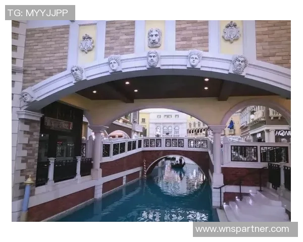 探索澳门威尼斯人度假村，漫步在梦幻运河之中